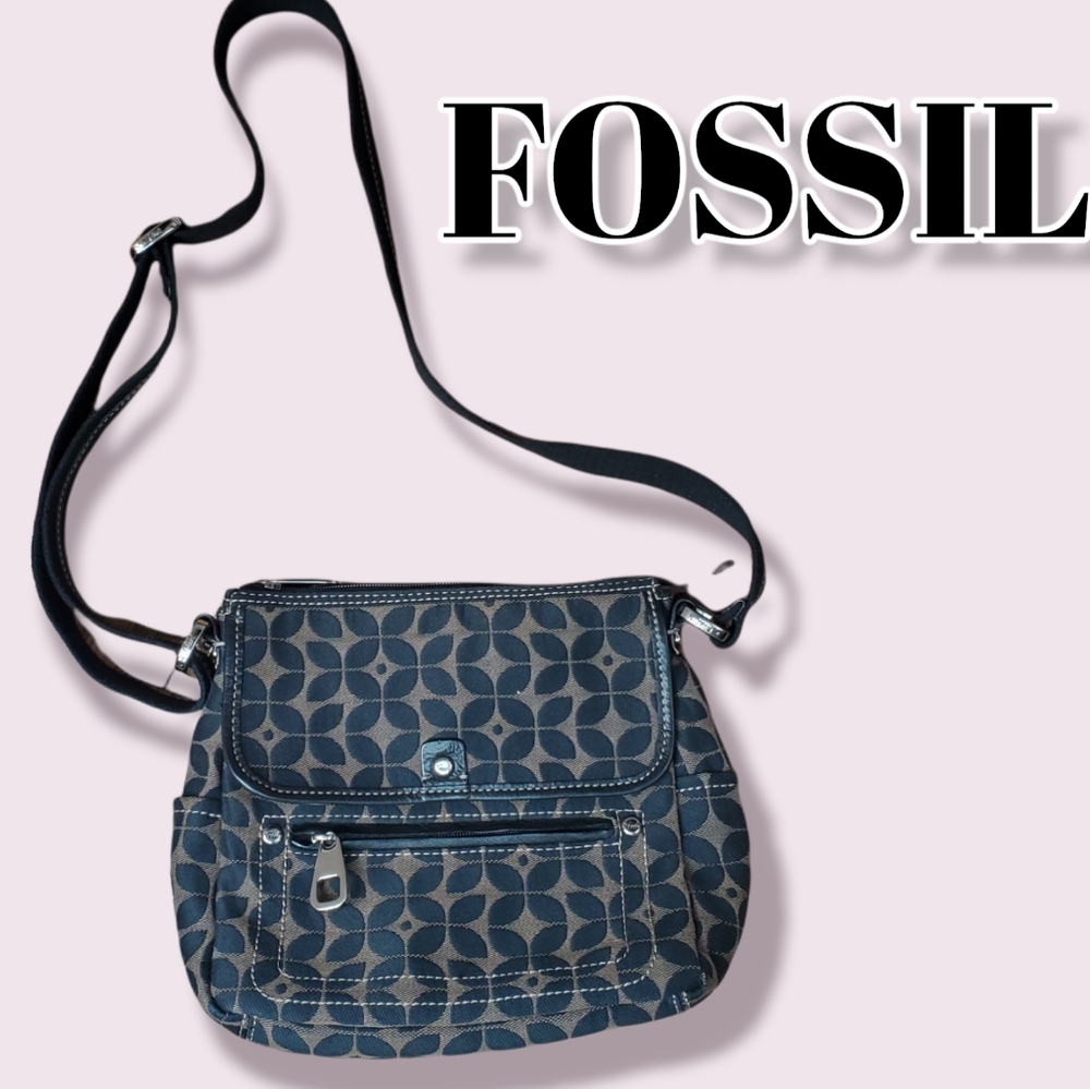 FOSSIL Medium size adjustable strap handbag with coffee brown and black pattern
